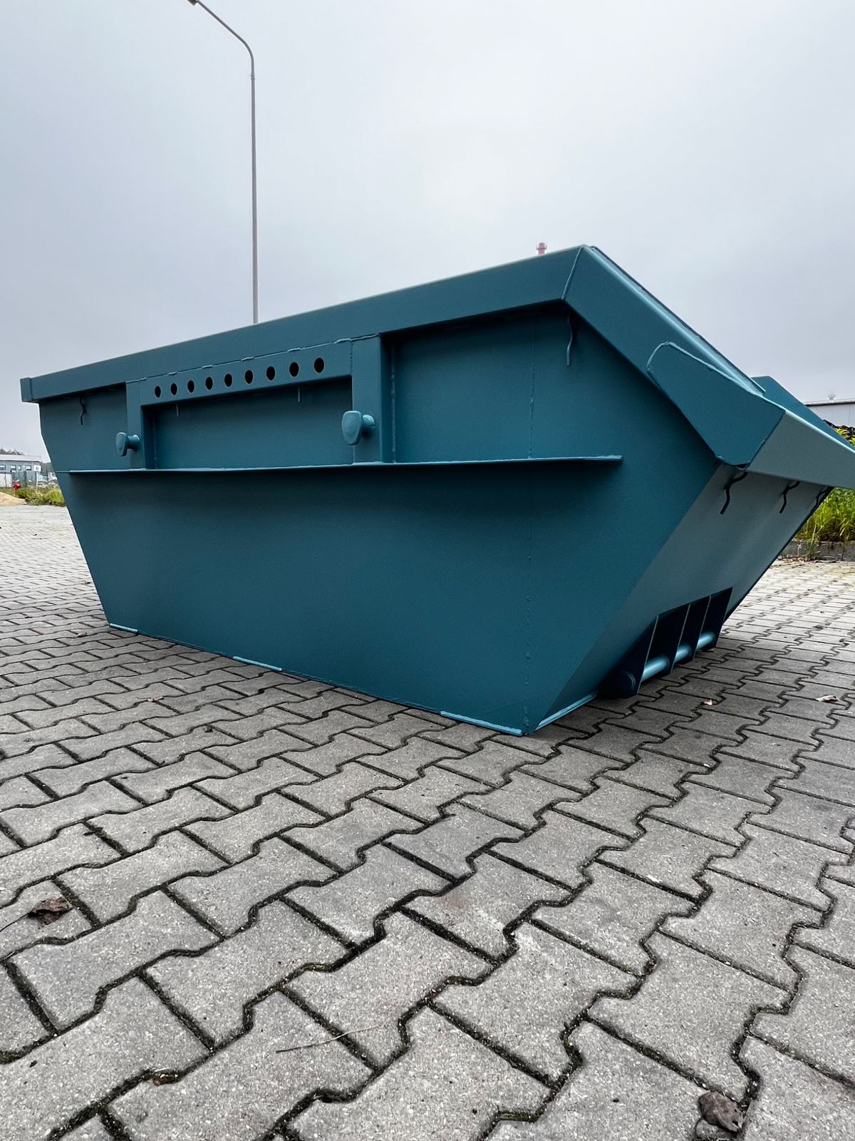 Absetzcontainer – Ansicht 2